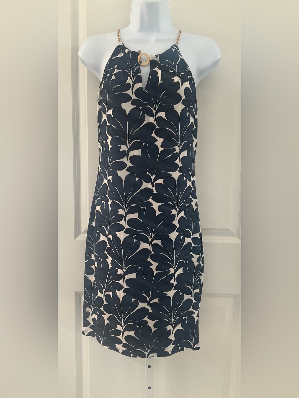 Ivanka Trump Cocktail Dress.
Size XS.